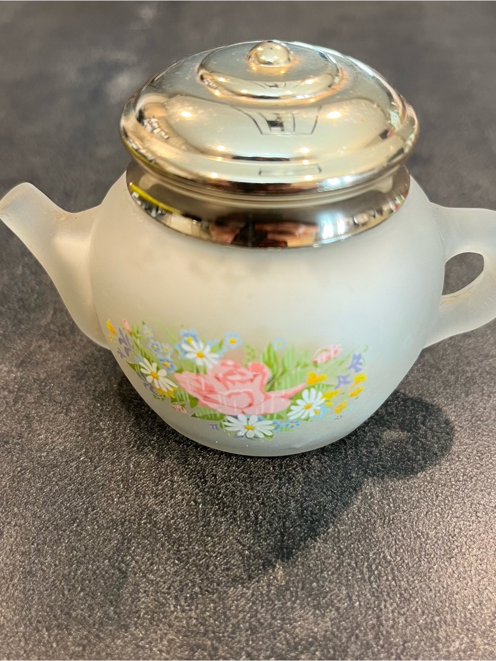 1970's Avon Teatime Powder Sachet, Moonwind